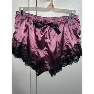 Women’s pink lounge shorts